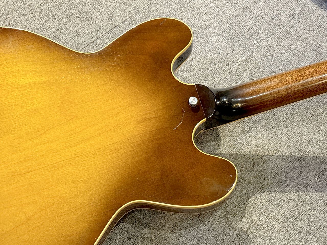 Gibson ES-335 Dot Vintage Sunburst 1987（ビンテージ）【楽器検索