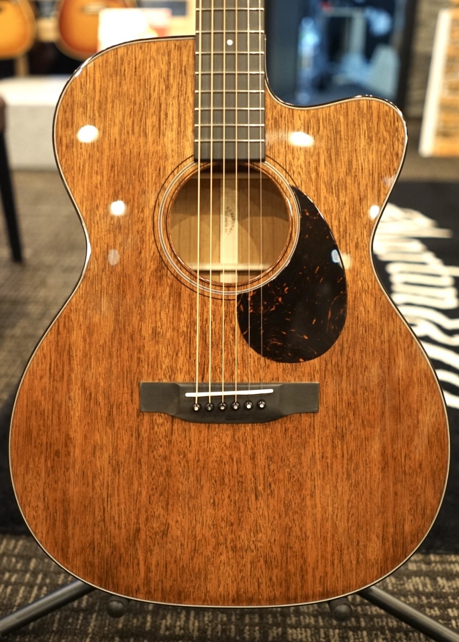 Martin DM 2008年製 Martin段ボール箱付　 訳あり Martin 【個体演奏動画あり】CTM OMC-18 S/N 2966606【極上の