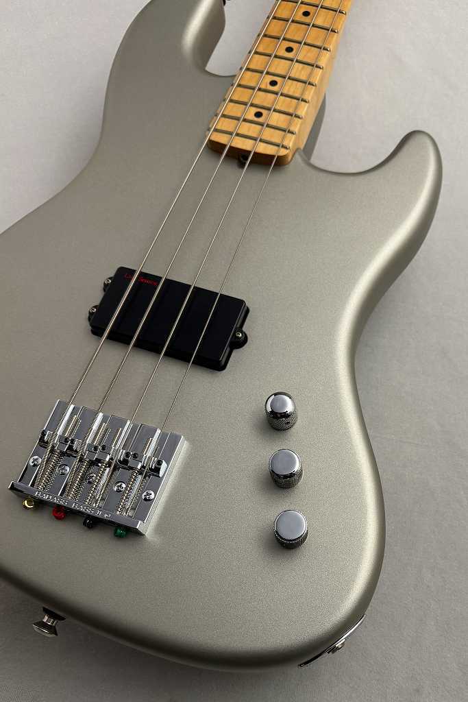 ベース Fender / Flea Signature Active Jazz Bass Fender USA Flea Signature Active Jazz Bassを解体してみました