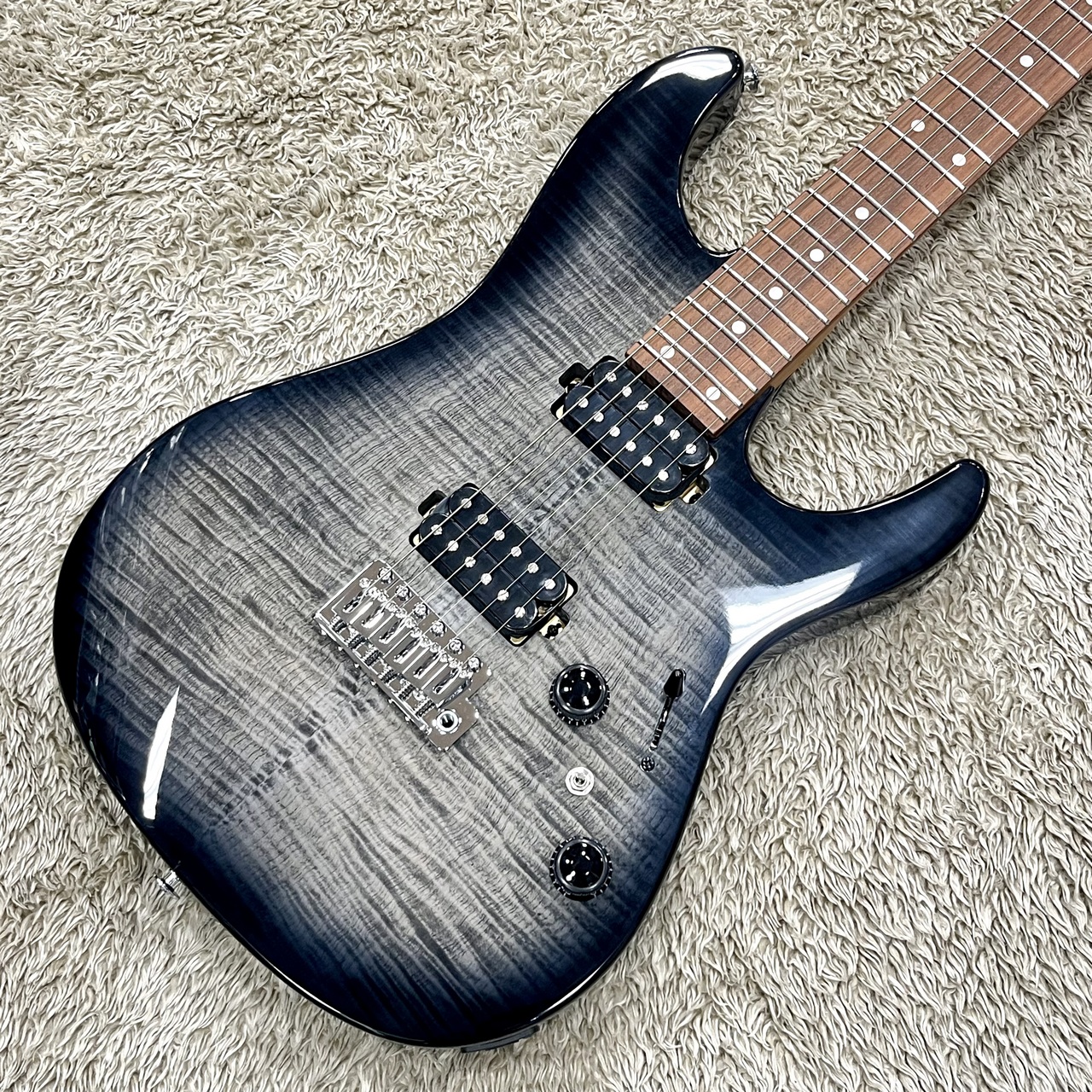 〜すずなページ〜 Ibanez AZ24S1F-TKS(Transparent Black Sunburst)【2025年NEW