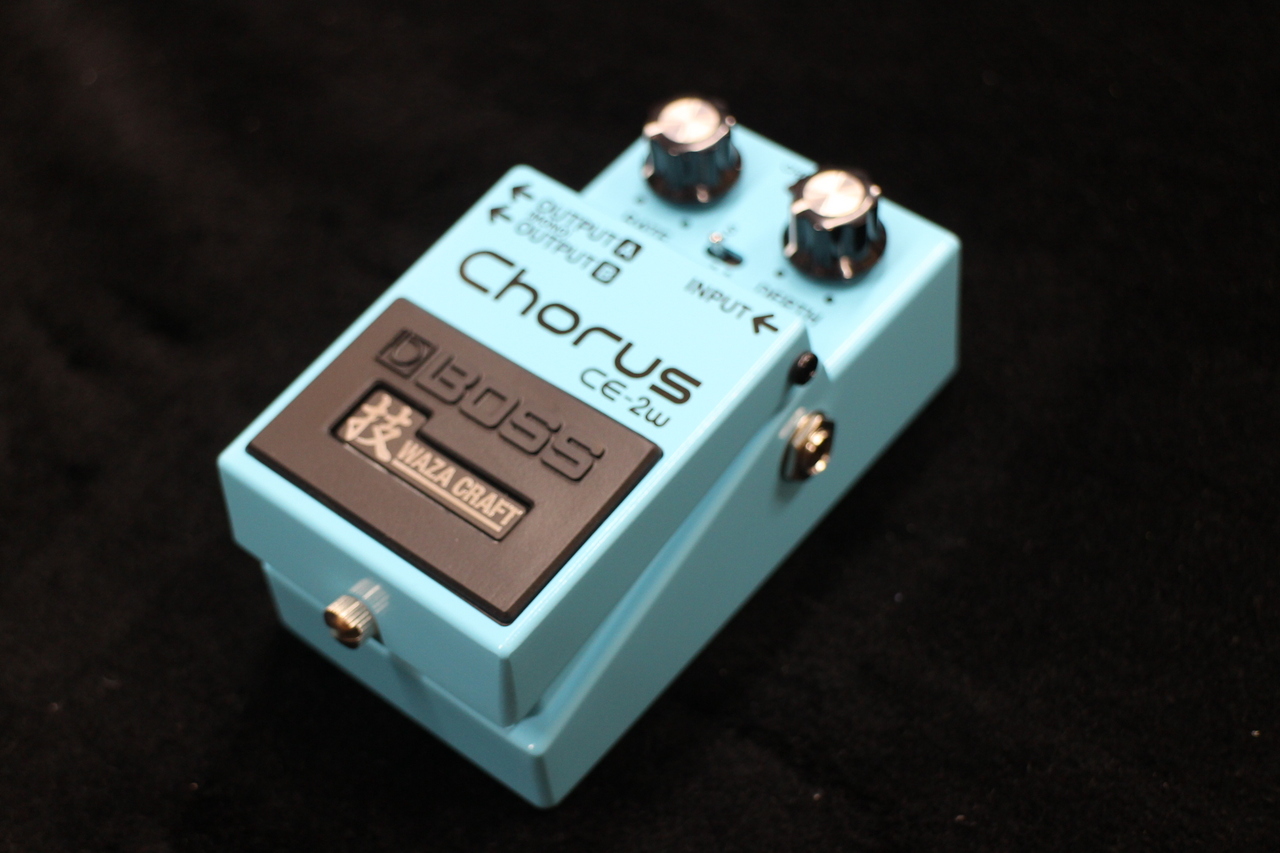 BOSS CE-2W