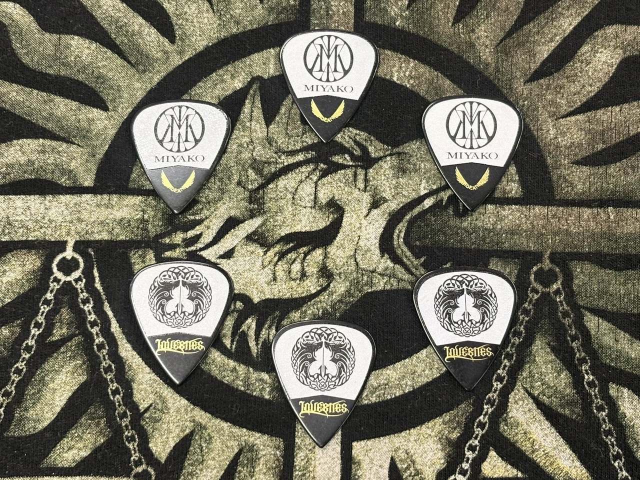 DEAN GUITARS &ESP DEAN LOVEBITES MIYAKO 2025モデルピック6枚