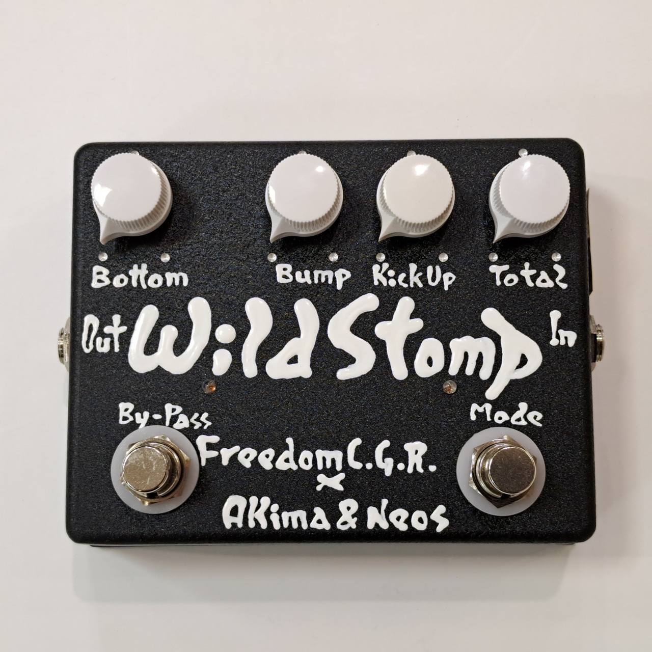 Freedom C.G.R. × AKIMA&NEOS Wild Stomp Freedom Custom Guitar Research Freedom C.G.R. × AKIMA & NEOS