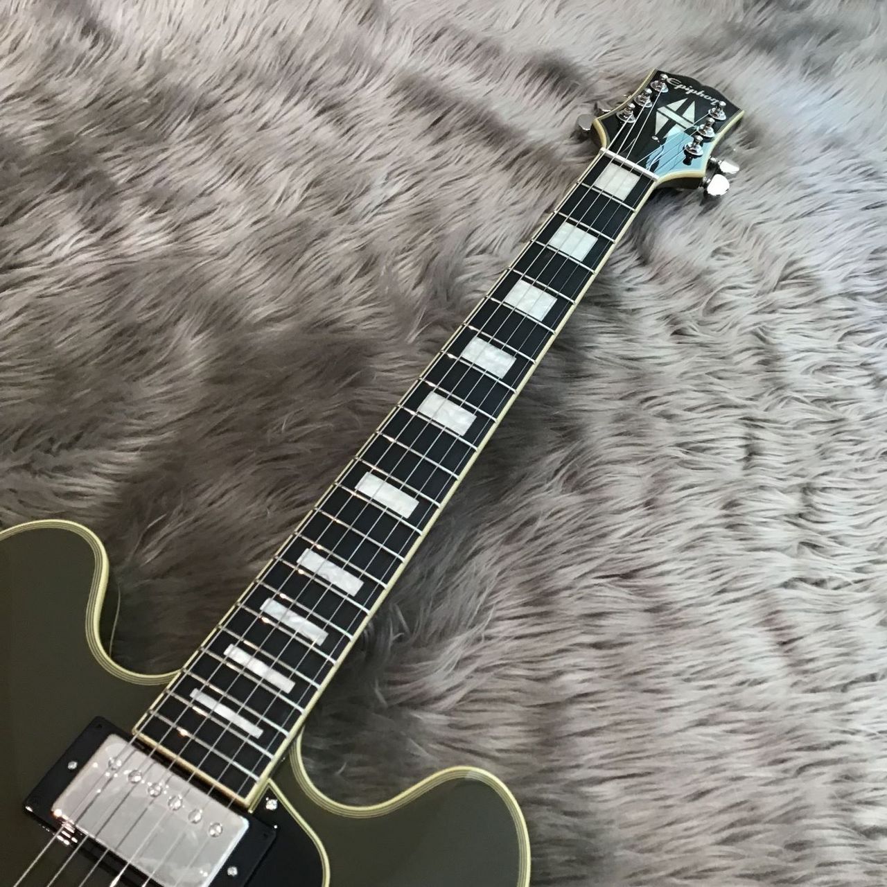 ギター NAO EpiphoneからShinichi Ubukata ES-355 ver.02が1月下旬発売