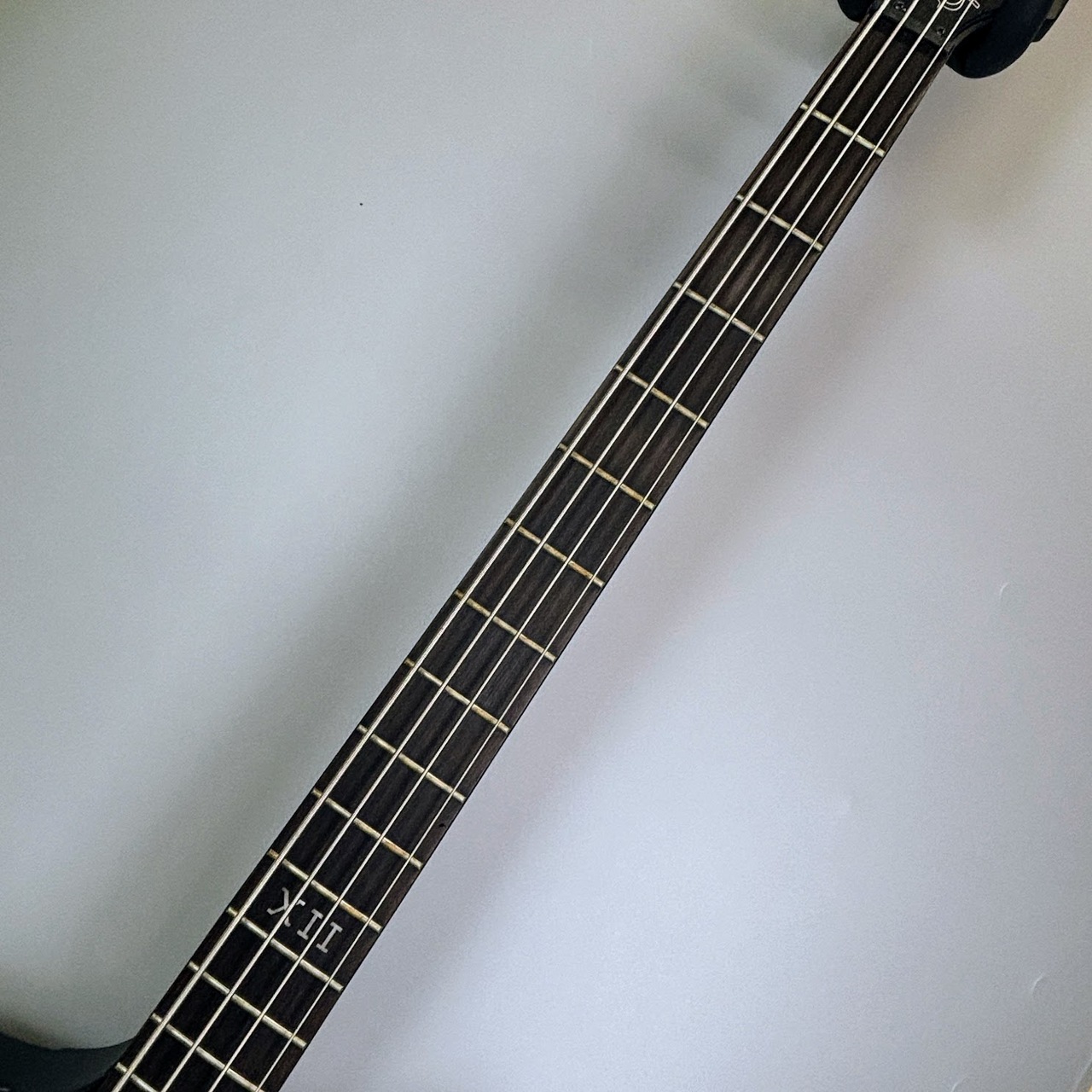 Epiphone Thunderbird ブラックエレキベース 希少！Epiphone Goth Thunderbird エレキベース - メルカリ