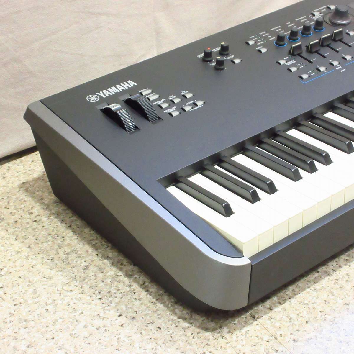YAMAHA MODX8 ver.1.00 