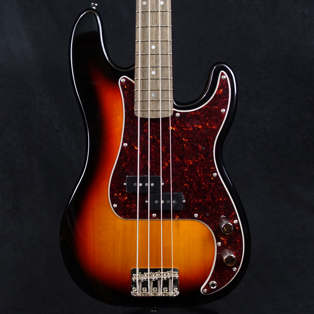 Squier by Fender Classic Vibe '60s Precision Bass 3-Color Sunburst