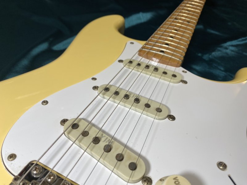 Fender Japan ST-YJM Yngwie Malmsteen Signature（中古）【楽器検索