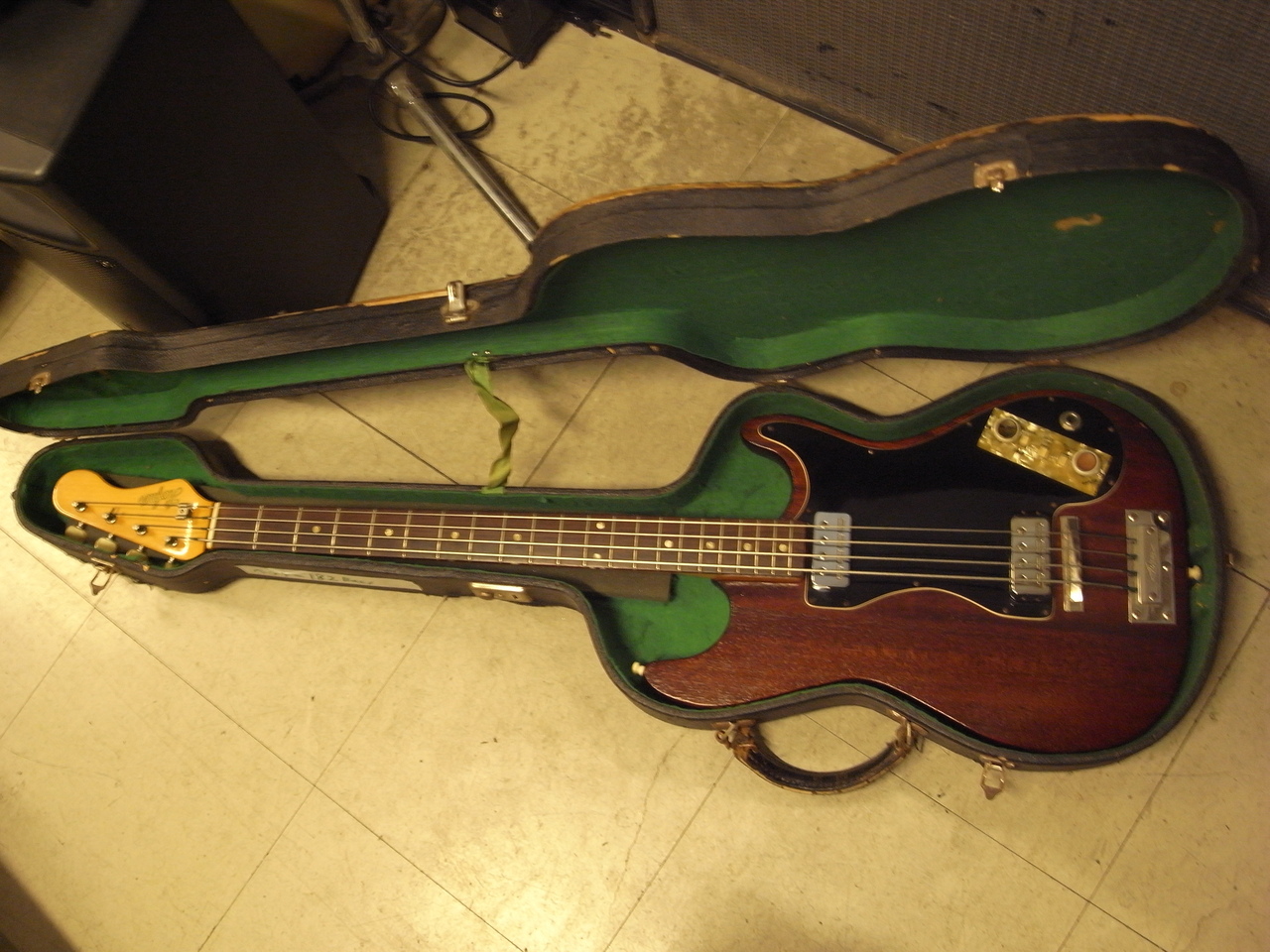 Hofner エレキギター 1887年からのモデル Hofner MODEL182 (1960s)（ビンテージ）【楽器検索デジマート】