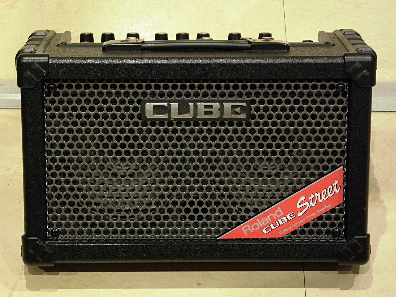 Roland Cube Street【中古品】【送料無料 !! 】（中古/送料無料