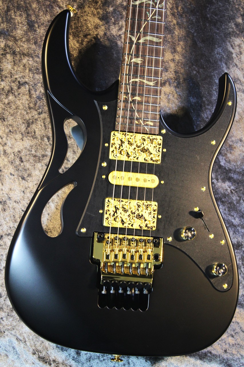 Ibanez PIA3761 