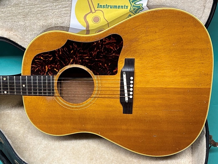 Gibson J-50（ビンテージ）【楽器検索デジマート】