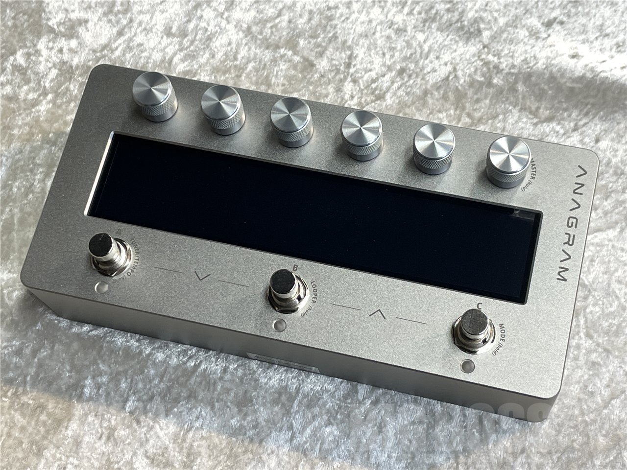 Darkglass ANAGRAM ・メーカー保証有 （おまけ付き） new】Darkglass Electronics / ANAGRAM【横浜店】 - Geek IN Box