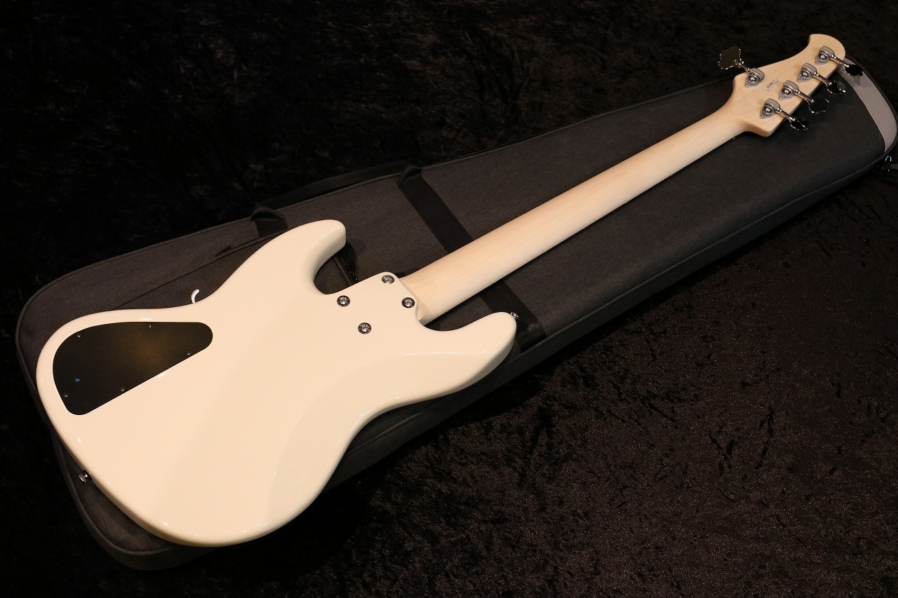 XOTIC XJ-1T エレキベース ホワイト 8f576479-f183-41c1-899b-