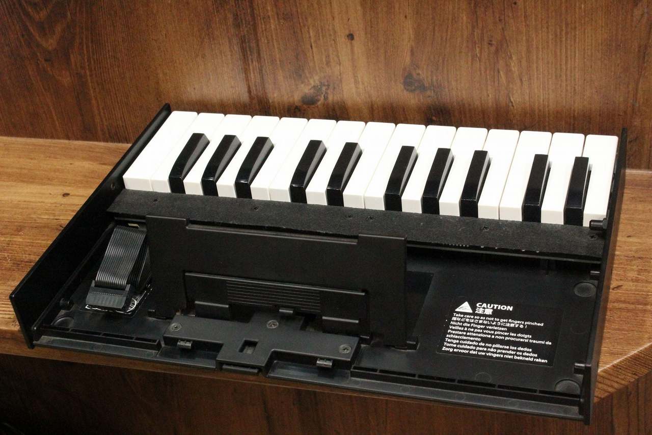Roland K-25m 【キーボードマート新宿】【新宿店】（中古）【楽器検索