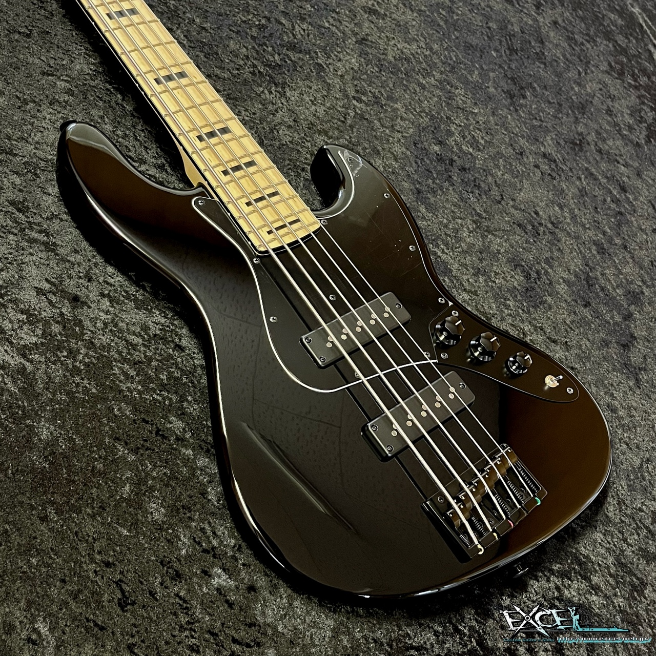 Black Smoker 「STD BETA J5 BS XL」Black w/Block Binding by