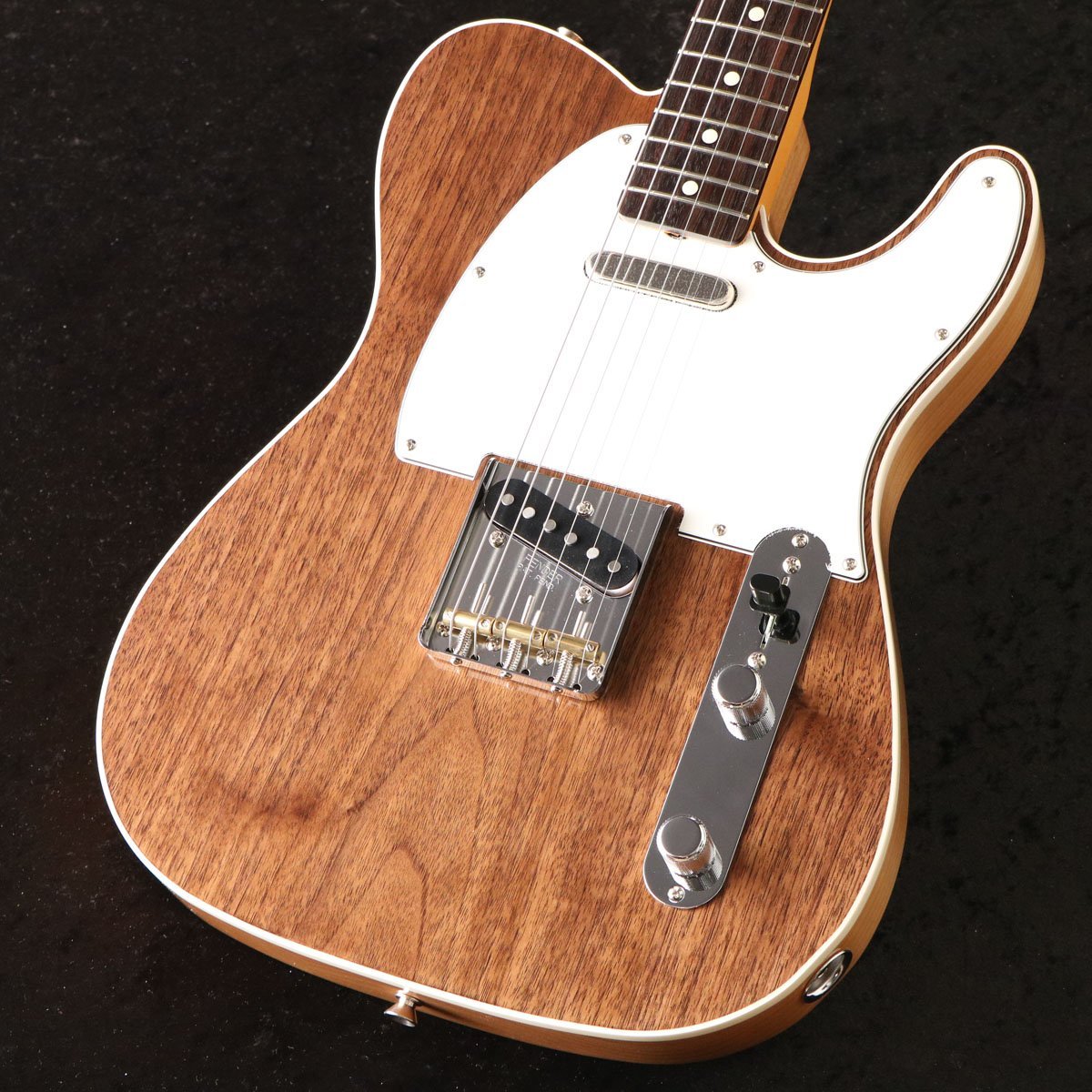 Fender ISHIBASHI FSR Made in Japan Traditional 60s Custom Telecaster Walnut Top 【御茶ノ水本店】