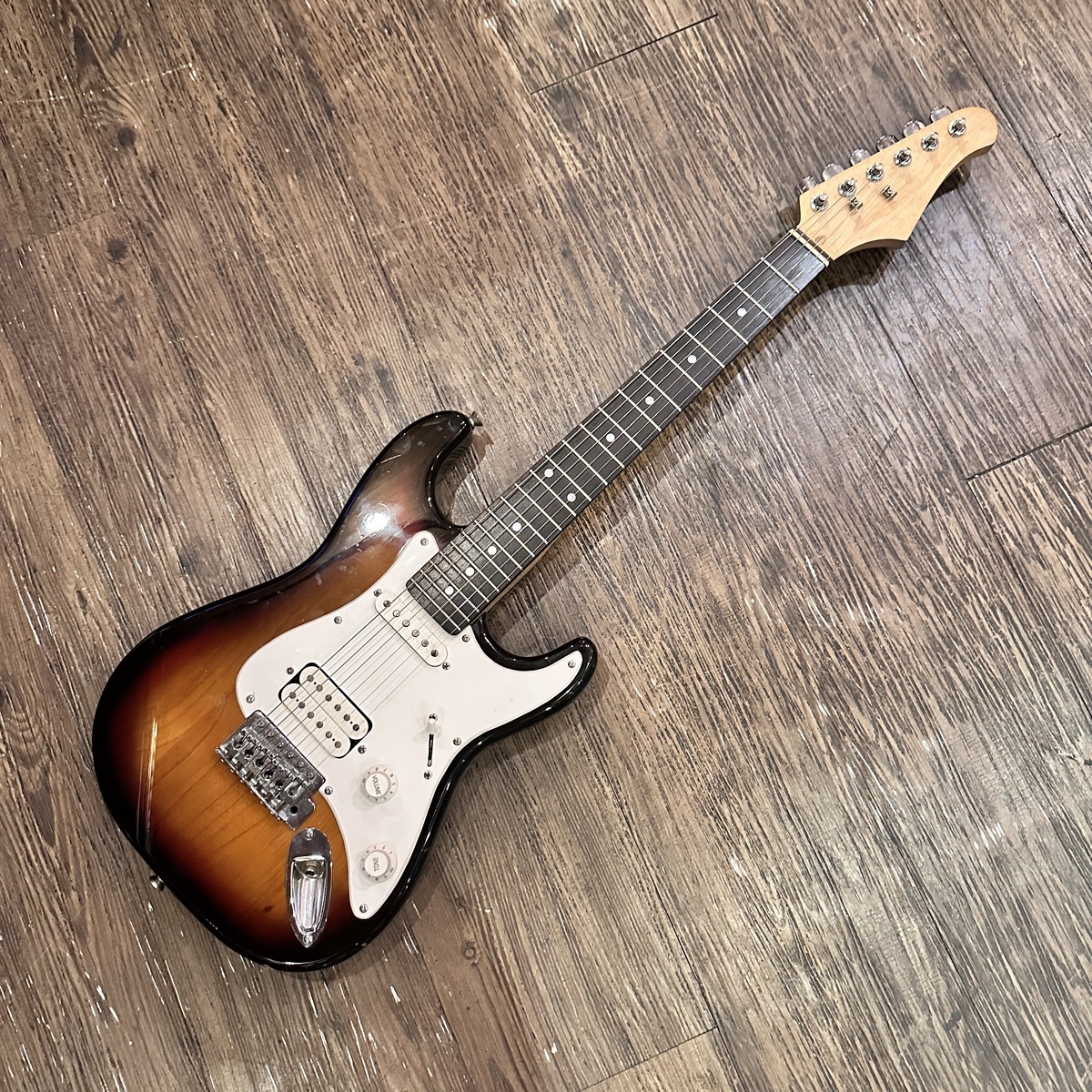 Aria Pro II STG-Mini Electric Mini Guitar（中古/送料無料）【楽器