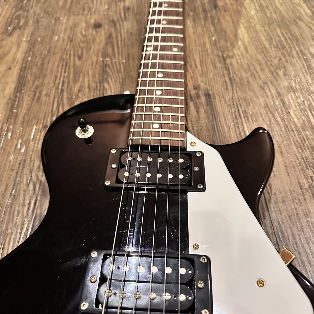 BUSKER'S BLF200 Electric Guitar（中古/送料無料）【楽器検索デジマート】