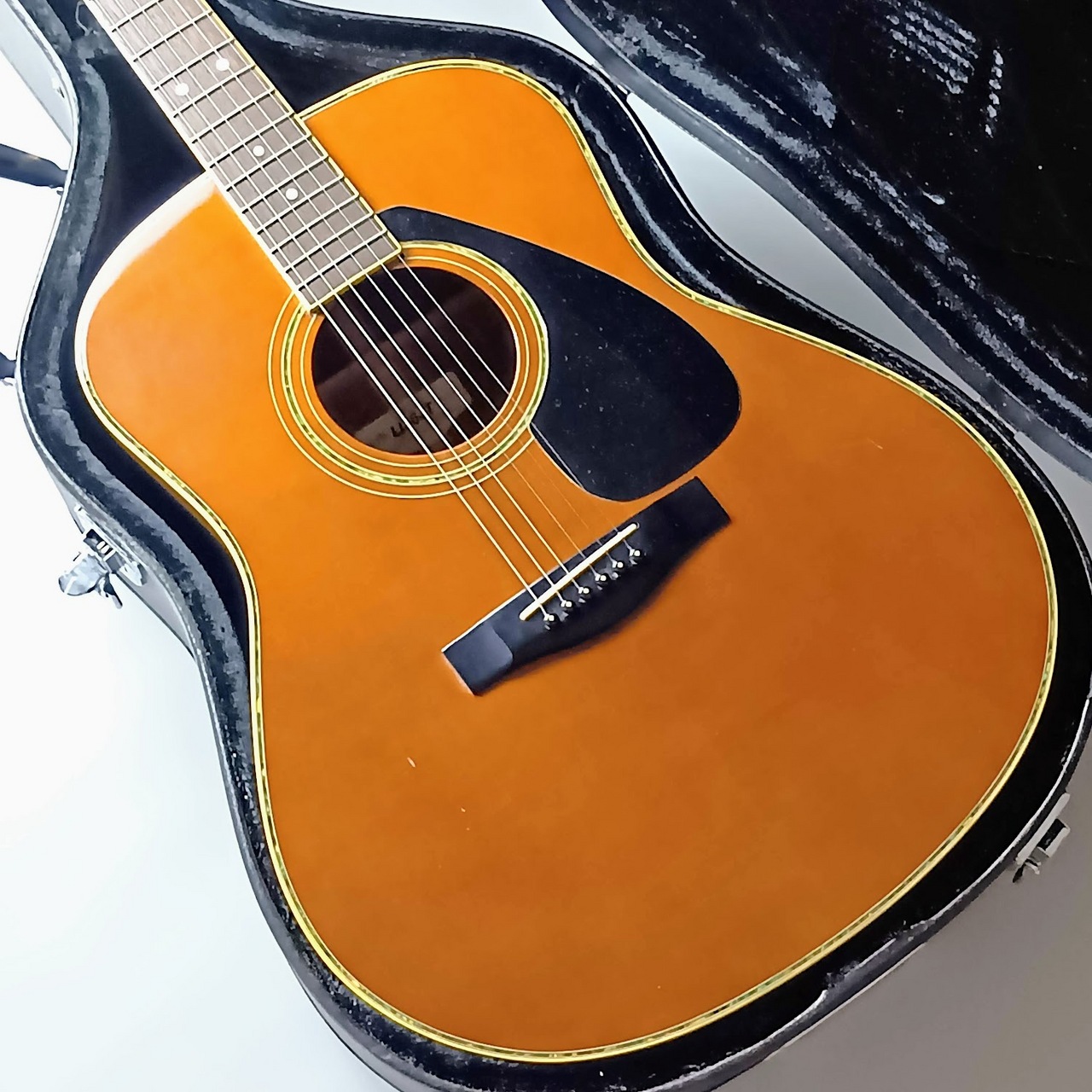 YAMAHA　LL-6SJ ハードケース チューナー付 YAMAHALL-6SJ ハードケース チューナー付