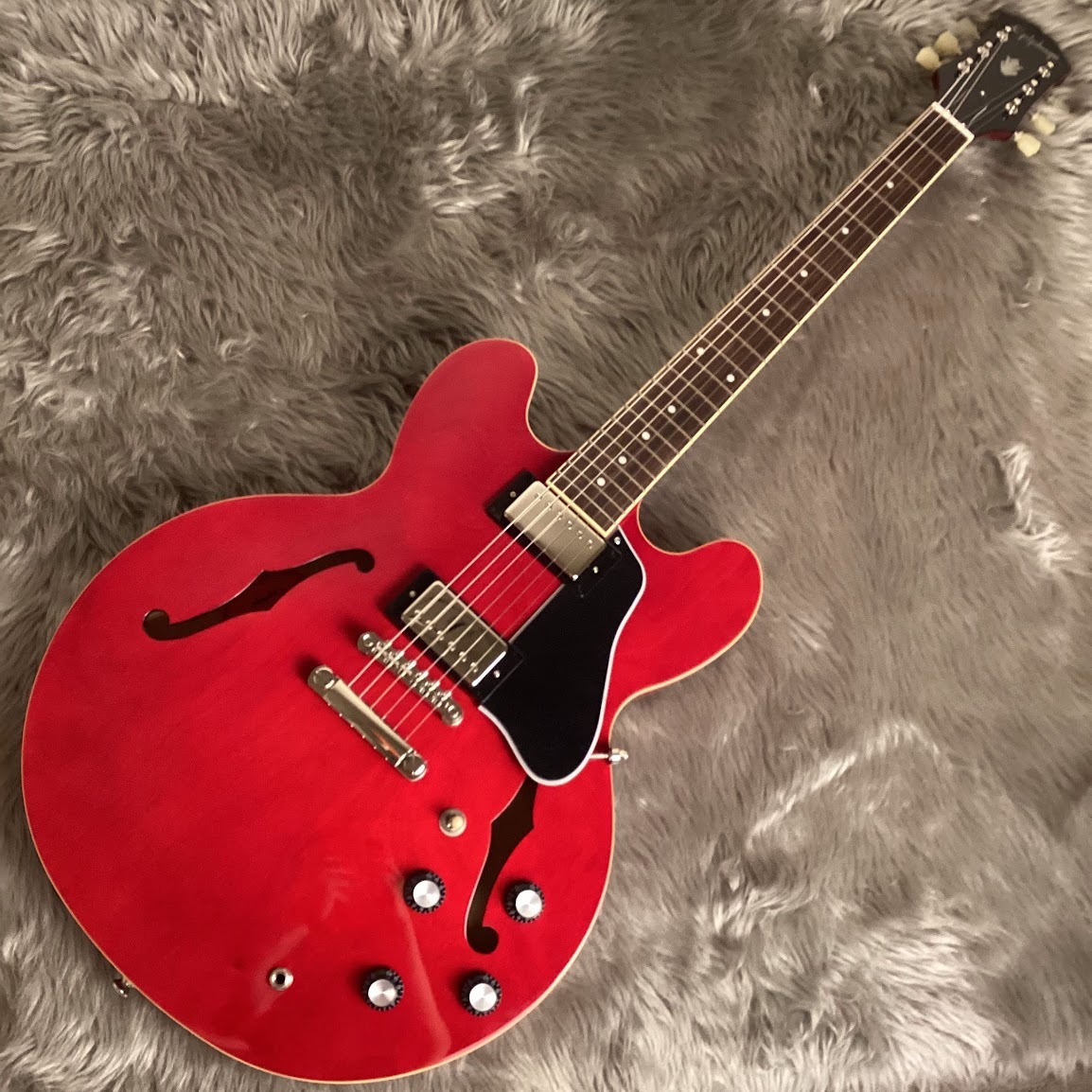 Epiphone ES-335 CH セミアコギター チェリーサンバースト エレキ