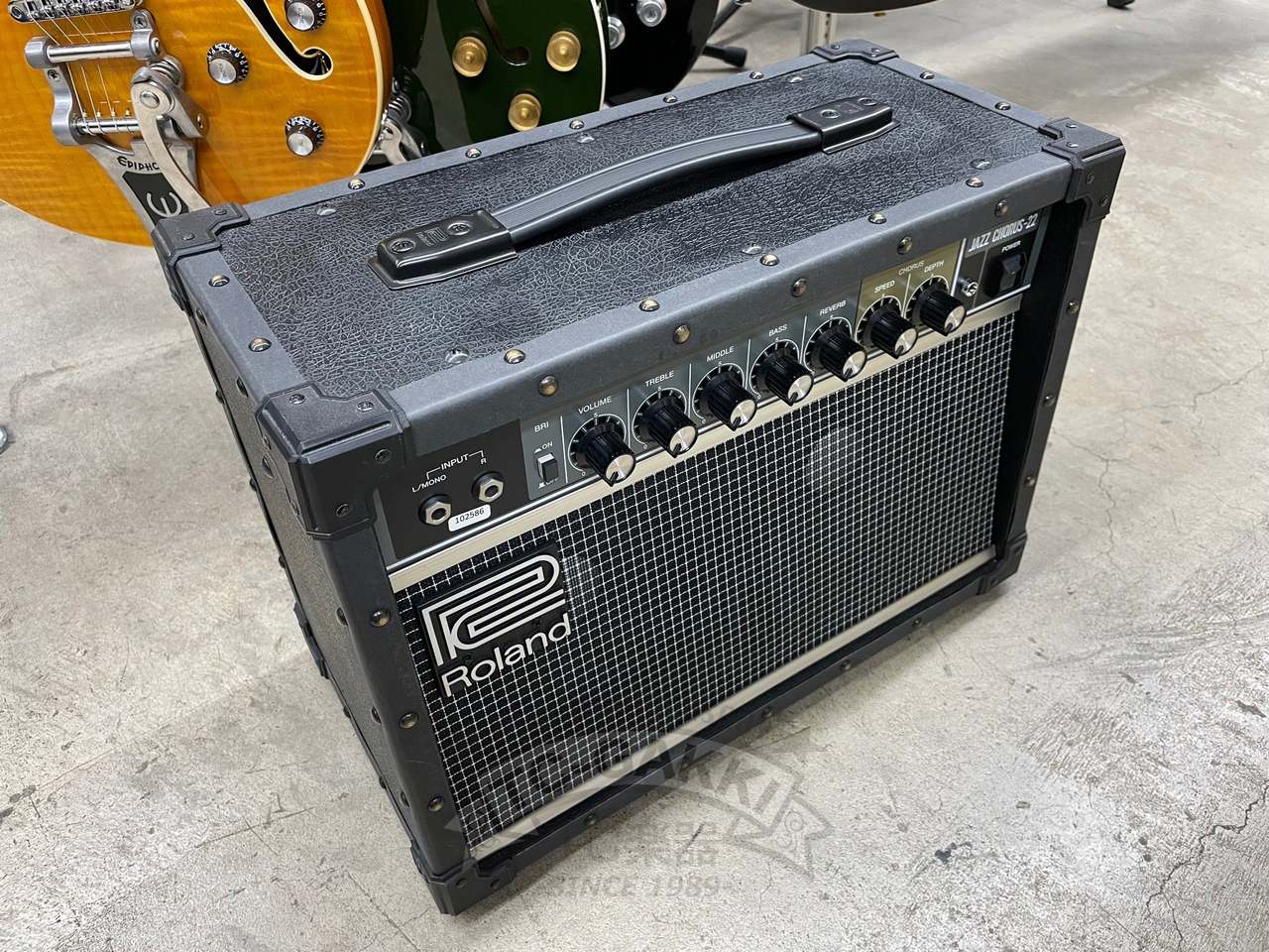 Roland JC-22 Jazz Chorus(中古)【楽器検索デジマート】 Roland JC-22 Jazz Chorus(中古)【楽器検索デジマート】