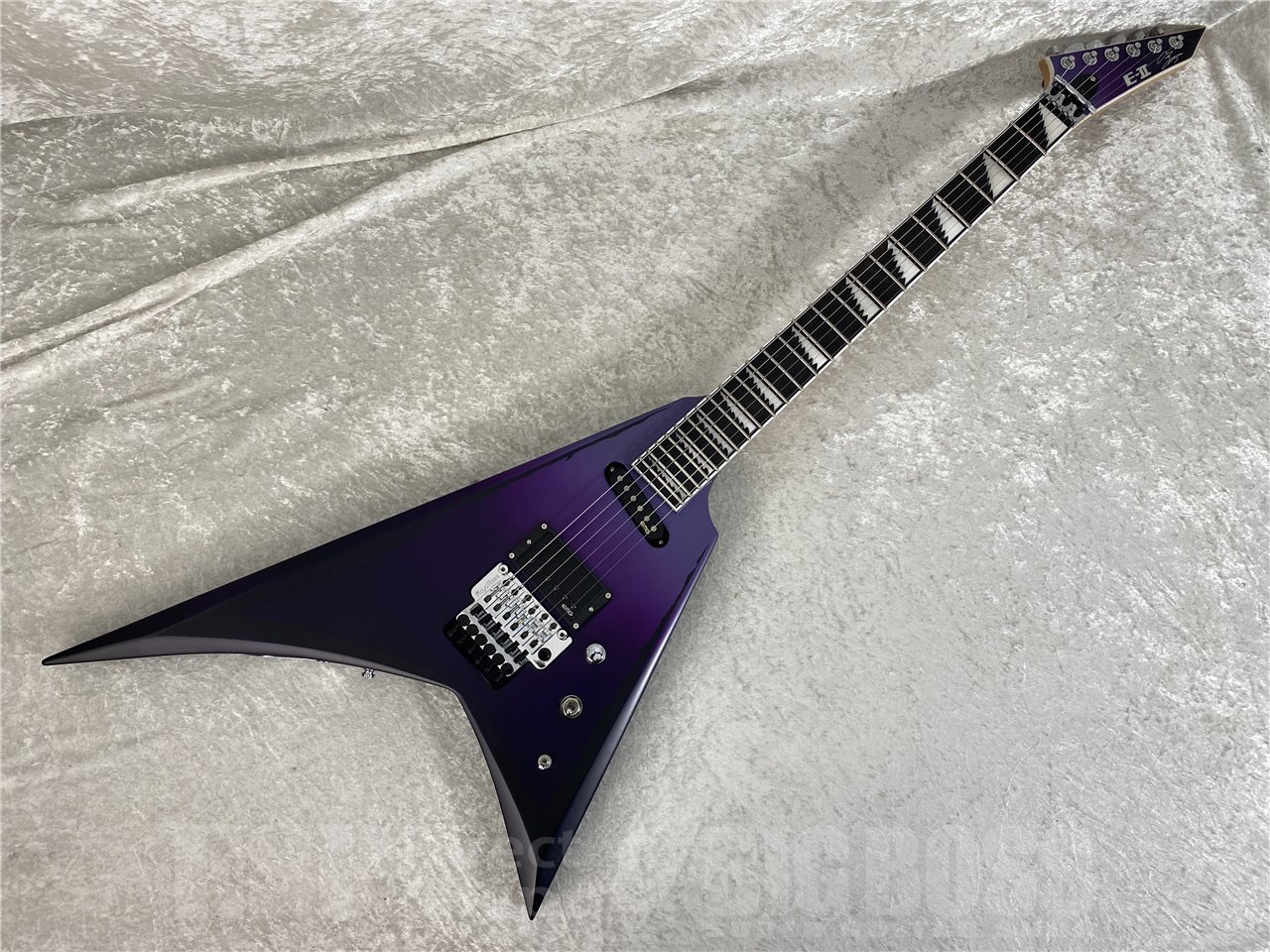 E-II ALEXI RIPPED (BODOM AFTER MIDNIGHT/Alexi Laihoモデル)（新品