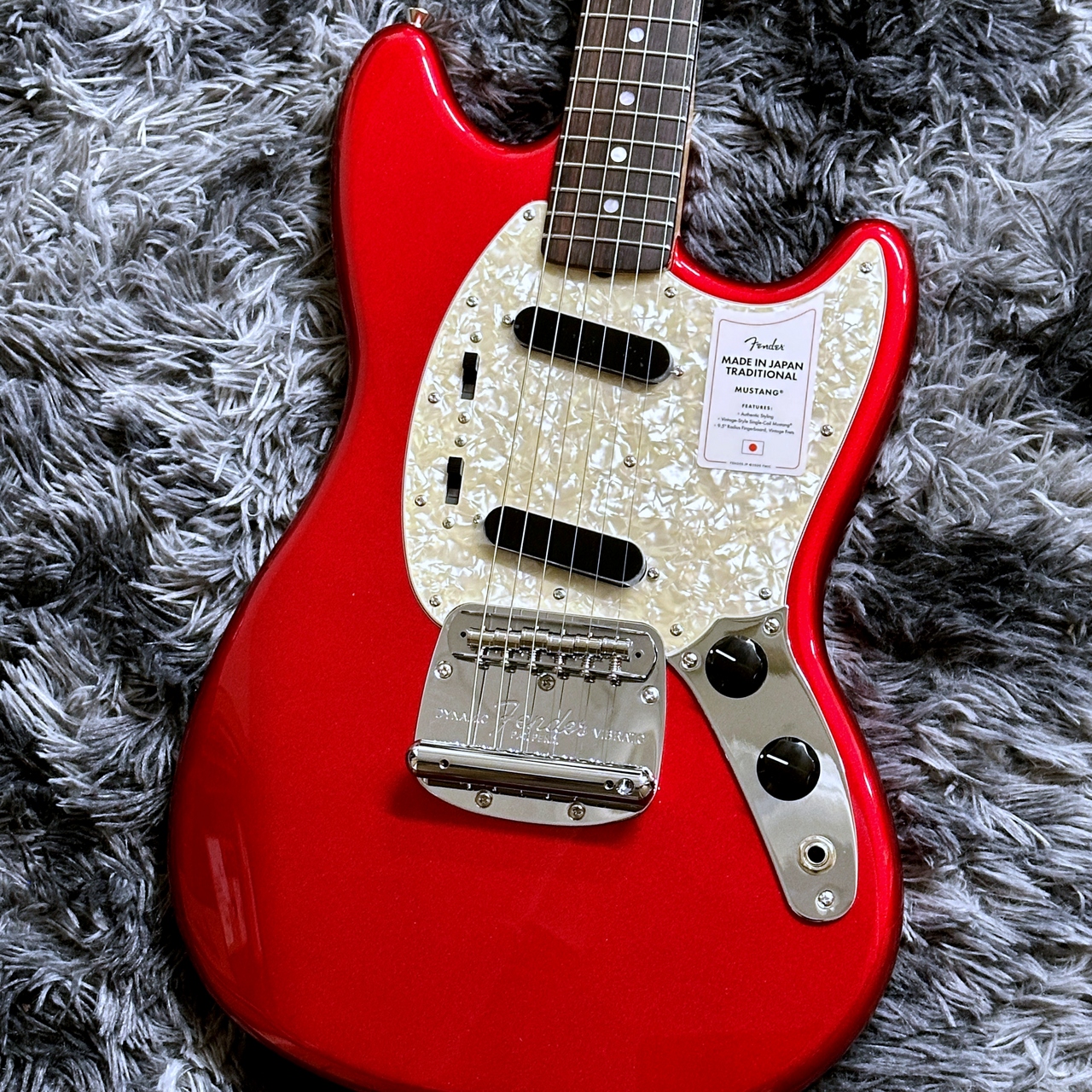 Fender Made in Japan Traditional 70s Mustang Candy Apple Red【2025