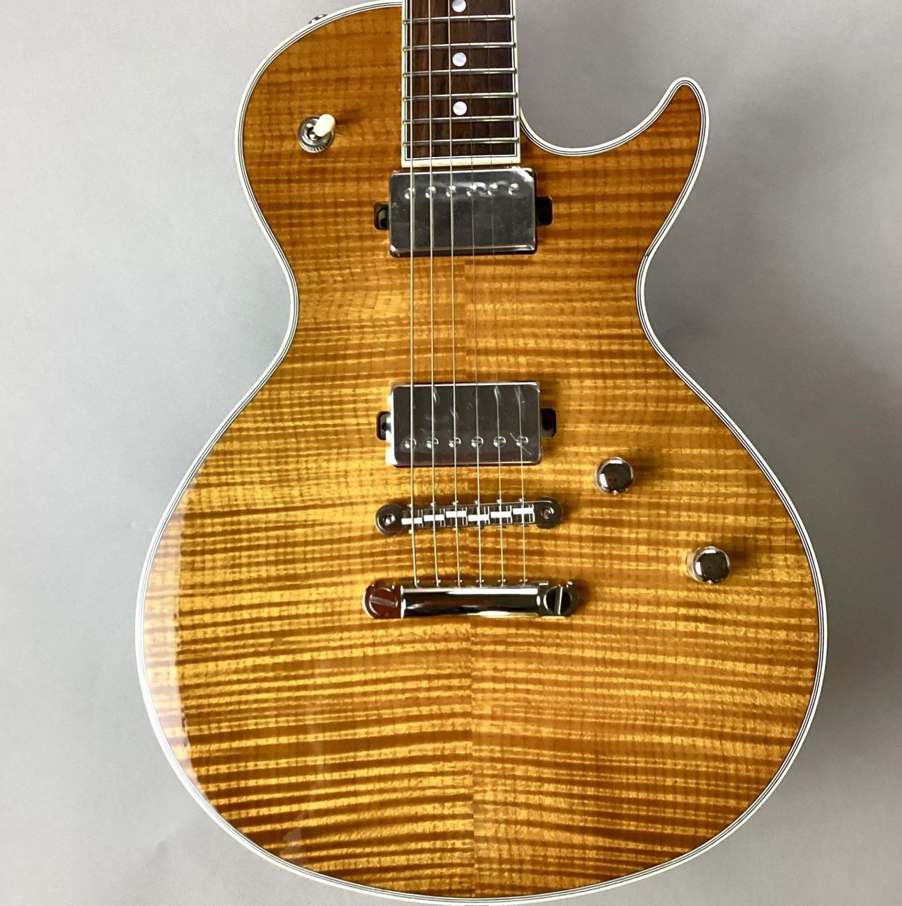 Sugi SH485CEM-EX/H-MAHO2P Honeyburst S/N:S210118（新品特価/送料