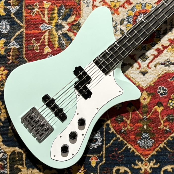 美品【RYOGA SKATER-BASS/LE】エレキベース ベース RYOGA SKATER-BASS/LE エレキベース】RYOGA SKATER-BASS