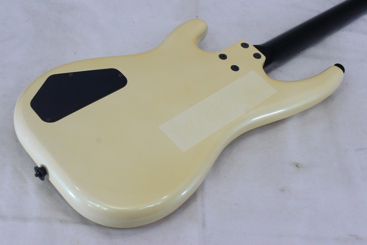 FERNANDES FERNANDES FRB White ベース 店舗受取可 FRB エレキベース 