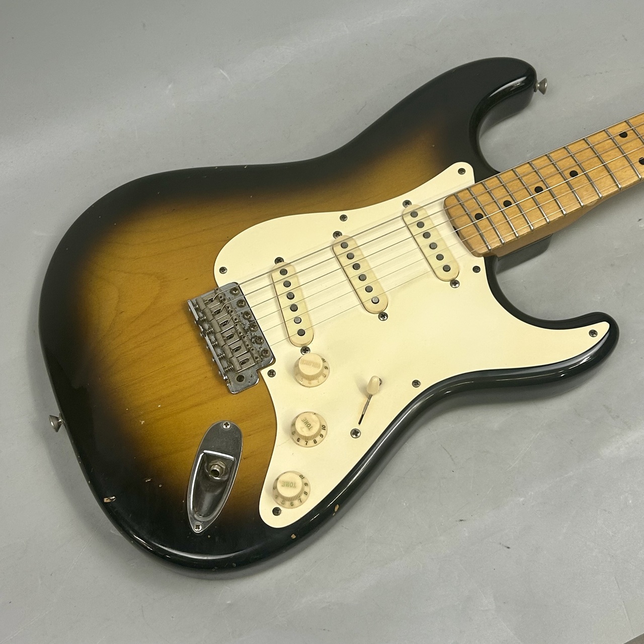 Fender Japan ST57-115 3TS JVシリアル 1983年製（ビンテージ