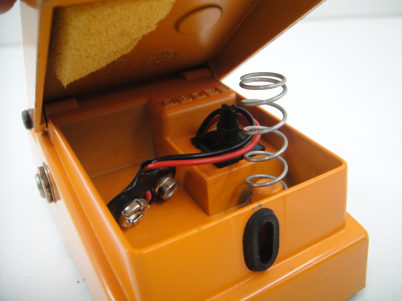 BOSS DS-1 完動美品・箱・説明書付 All About the BOSS DS-1 - BOSS Articles