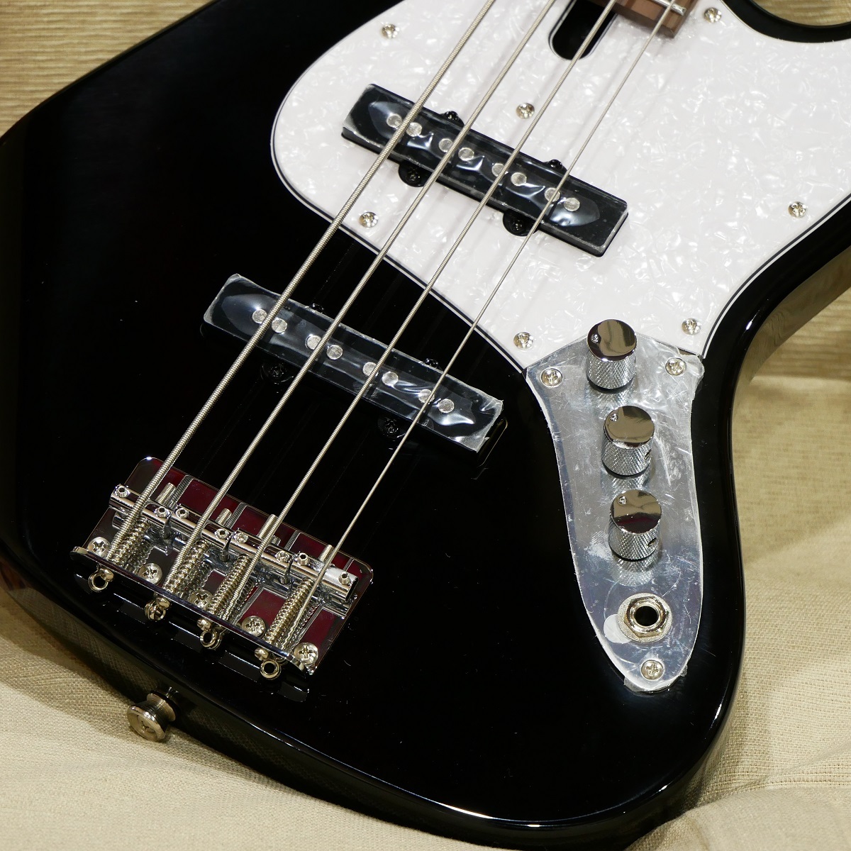 Bacchus WJB-Mini / BLK 【ショート&コンパクトなミニベース】【Ernie