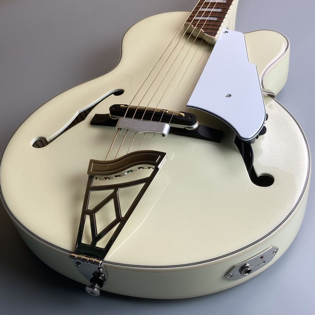 VOX VGA-5TPS PW パールホワイト Giulietta【現物画像】【長期展示品の