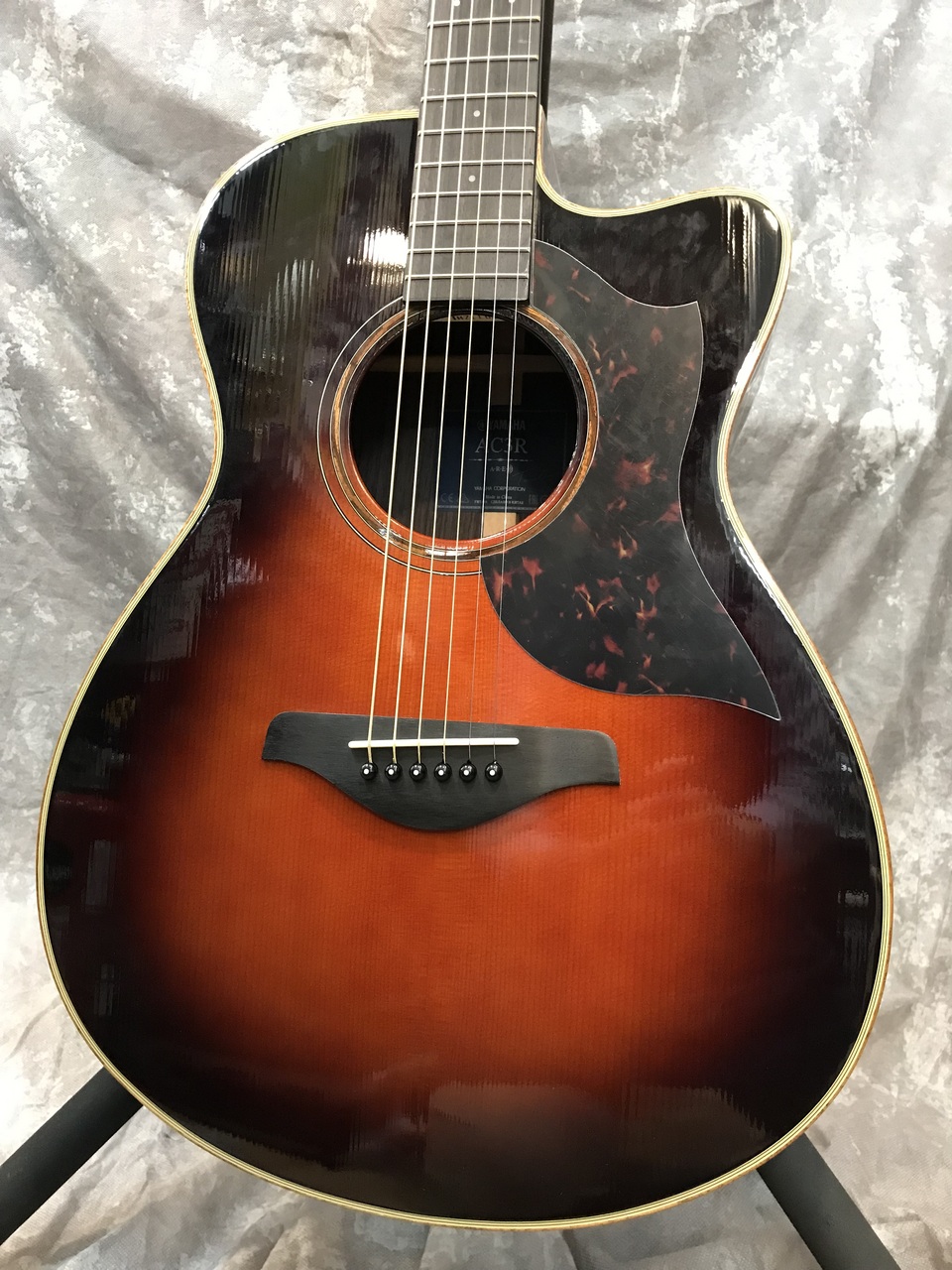 『ヒラリー家庭菜園』 YAMAHA AC3R ARE 中古 YAMAHA AC3R（中古）【楽器検索デジマート】