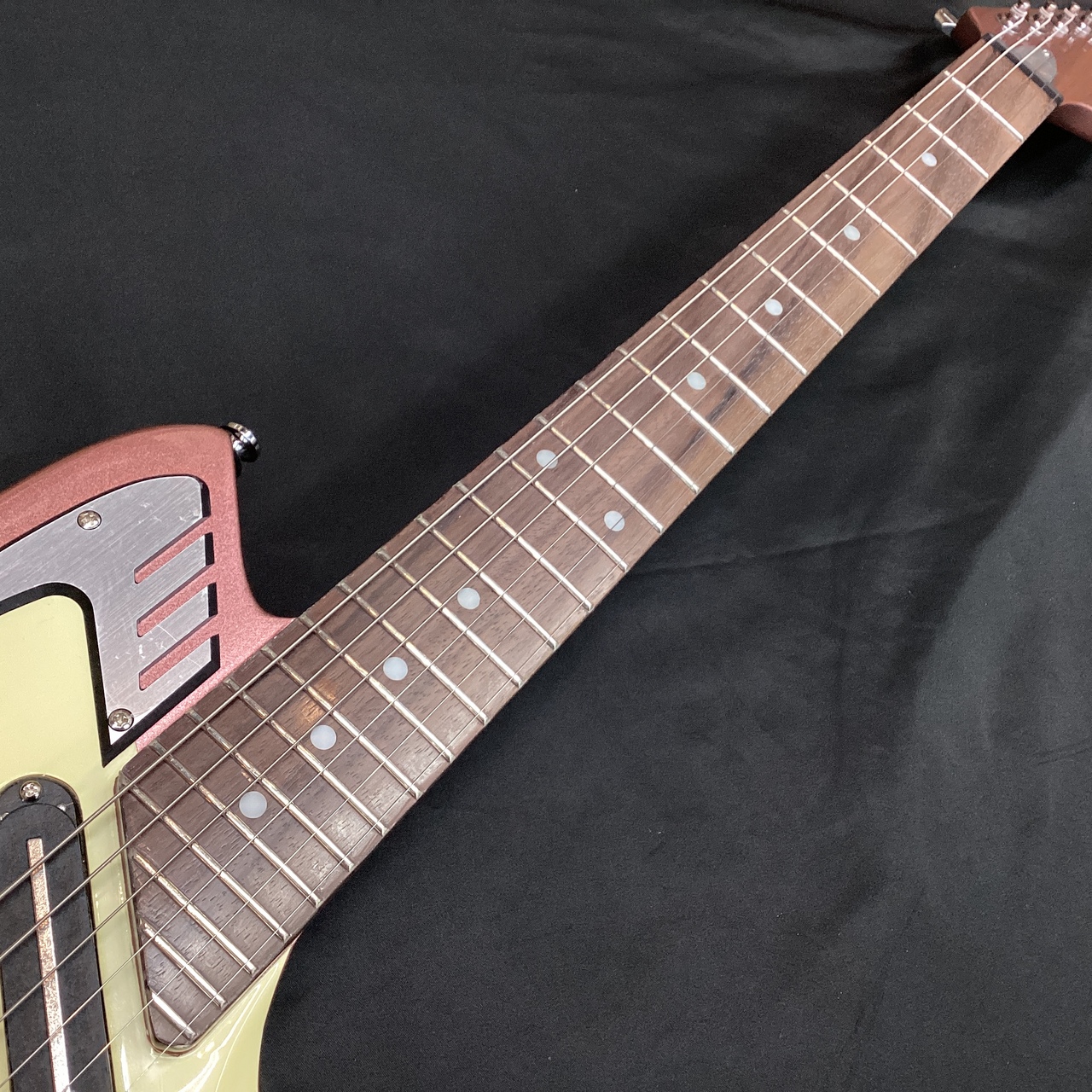 EASTWOOD GUITARS Backlund Model 100 DLX/Burgundy Mist Metallic