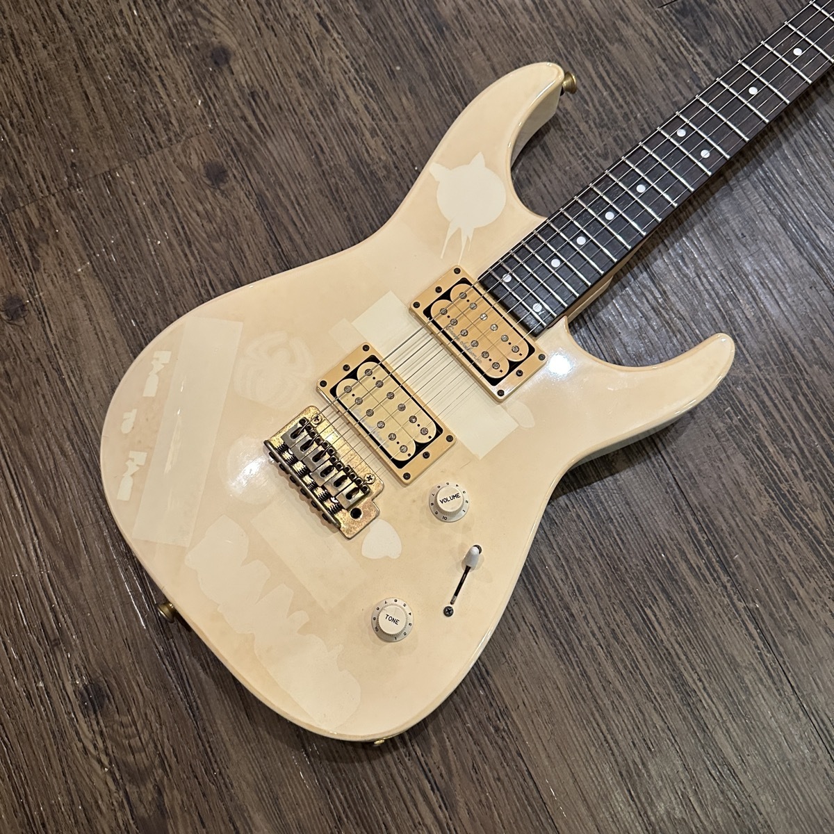 ■Grover Jackson Dinky White FU.IG-37 Grover Jackson Dinky White FU.IG-37 Electric Guitar Made in