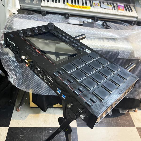 中古 MPC LIVE AKAI USED 中古 MPC LIVE（中古）【楽器検索デジマート】