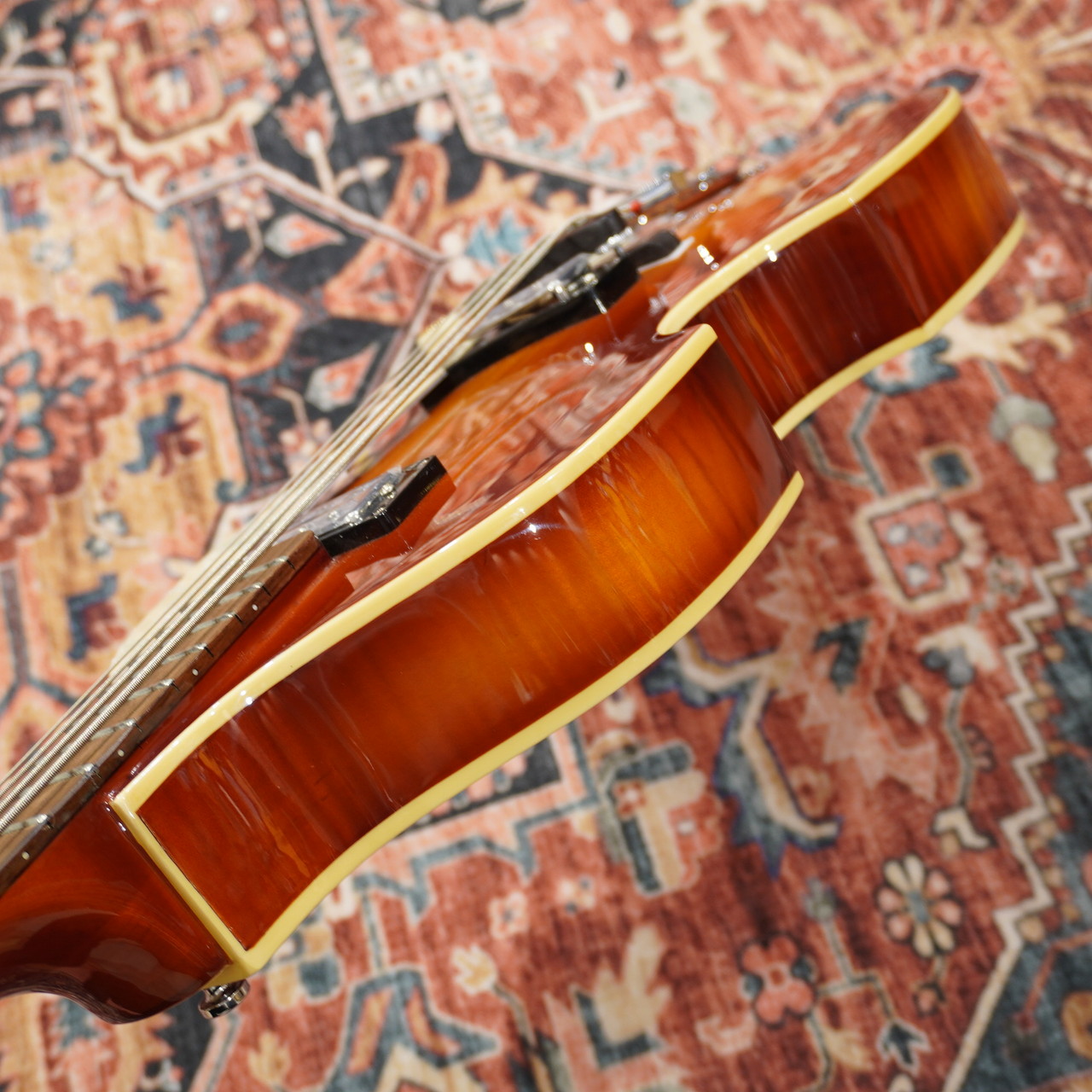 Hofner HI-500/1-SB Ignition Violin Bass Limited Edition Sunburst