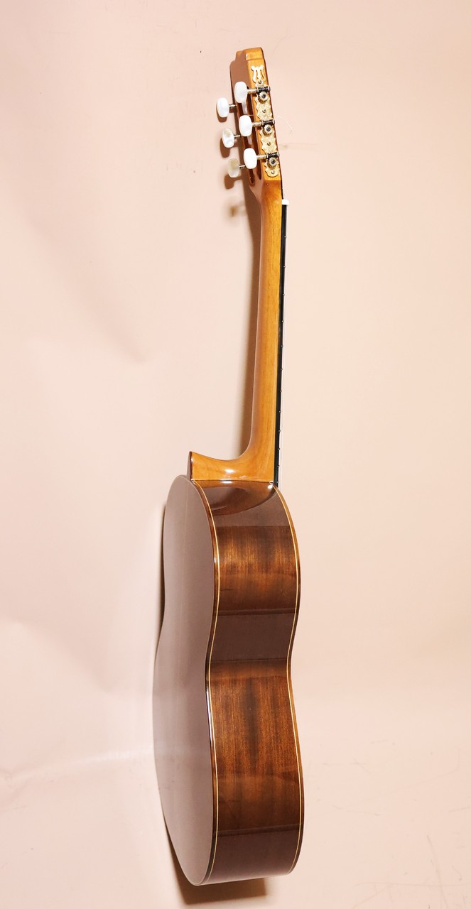 Jose Ramirez R-VINO ショートスケール（中古）【楽器検索