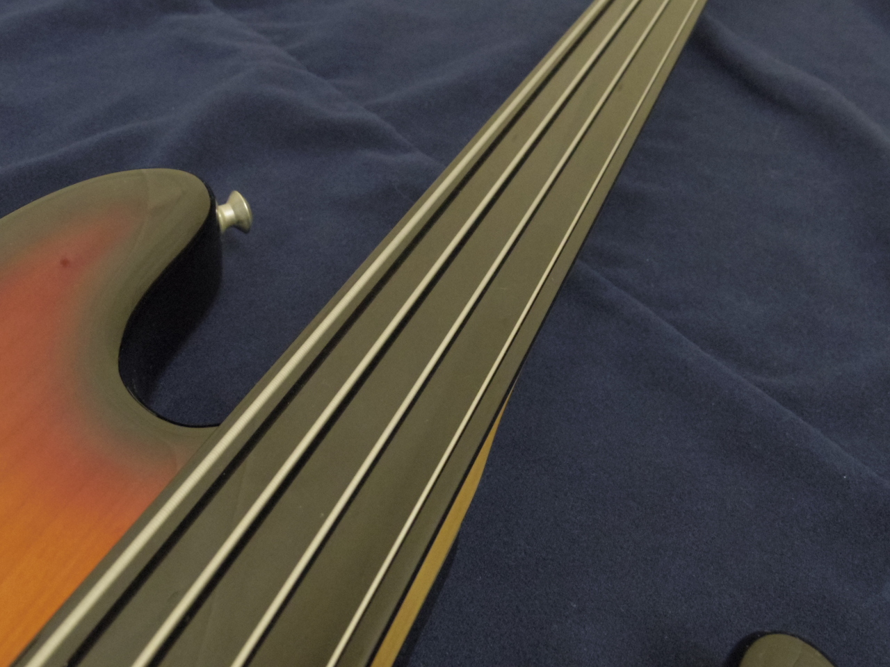 Moon JJ-4 FRETLESS（中古）【楽器検索デジマート】