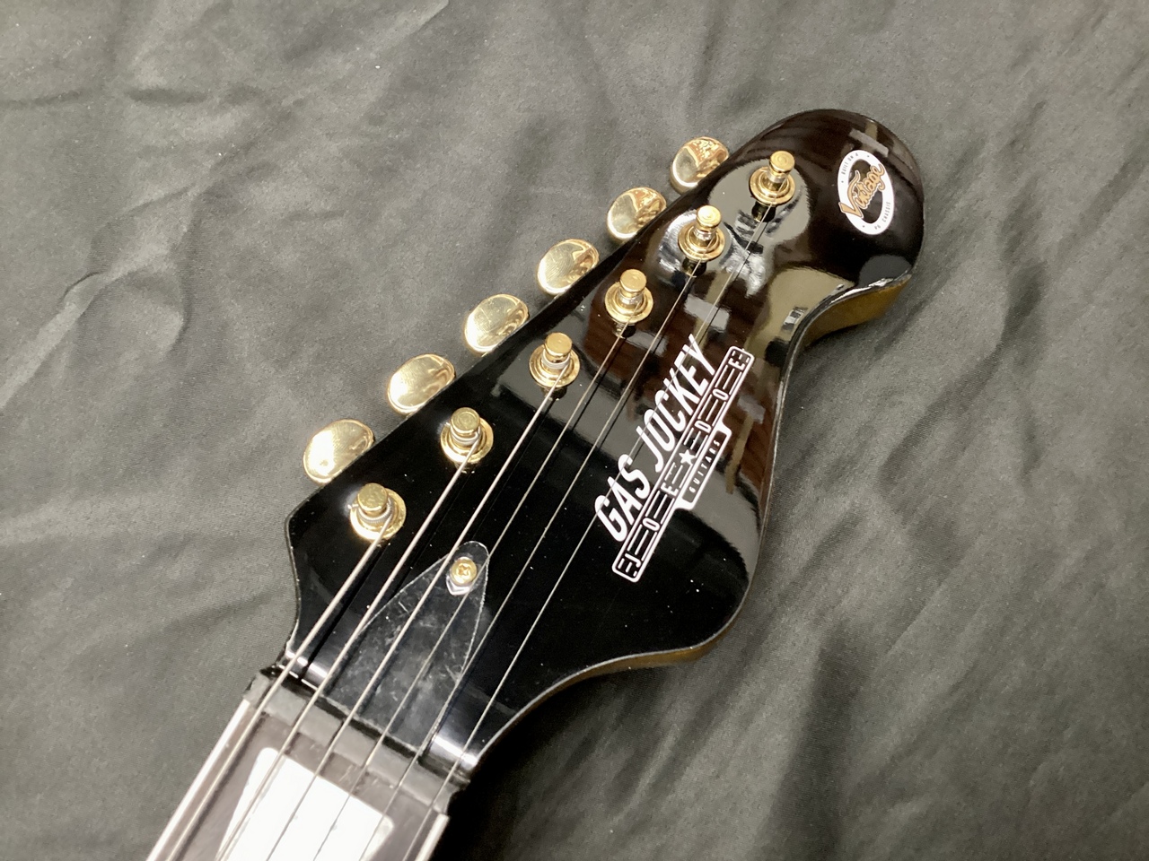 Joe Doe Guitars×Vintage JDV36 Gas Jockey Sparkling Gold Sand