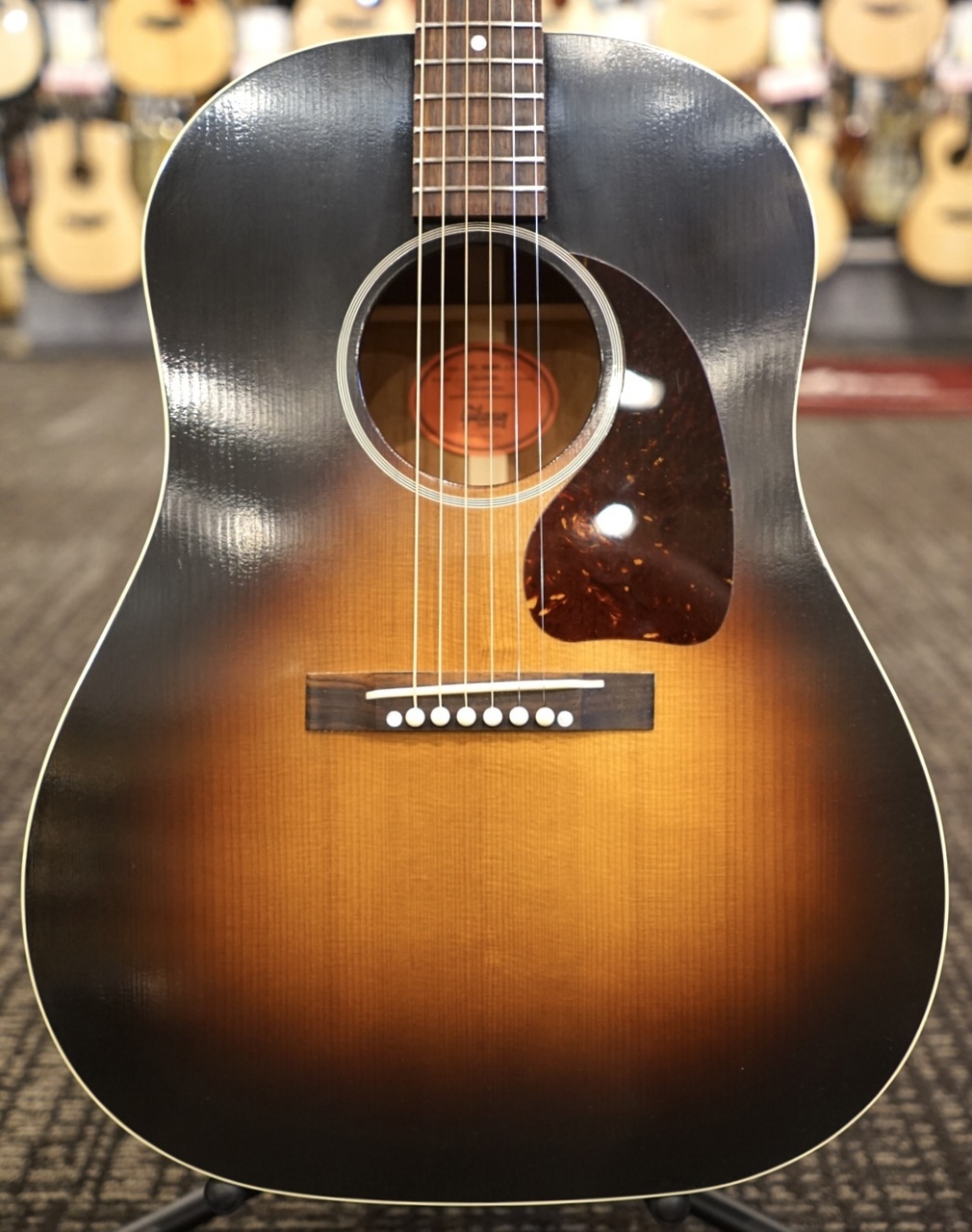 Gibson 【中古ご委託品】 1942 Banner J-45 VS '24年製【個体
