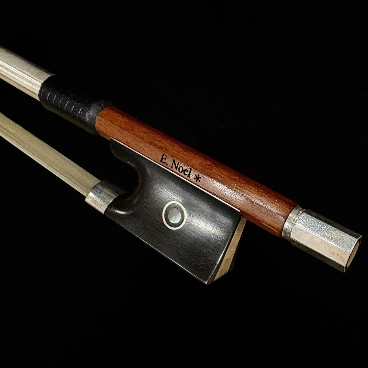 Eric Noel E.Noel* バイオリン弓 フェルナンブーコ 4/4 【現物画像