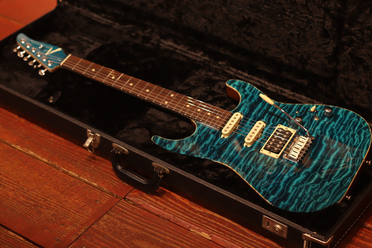 TOM ANDERSON Drop Top Short Deep Bora Bora with Binding , Natural