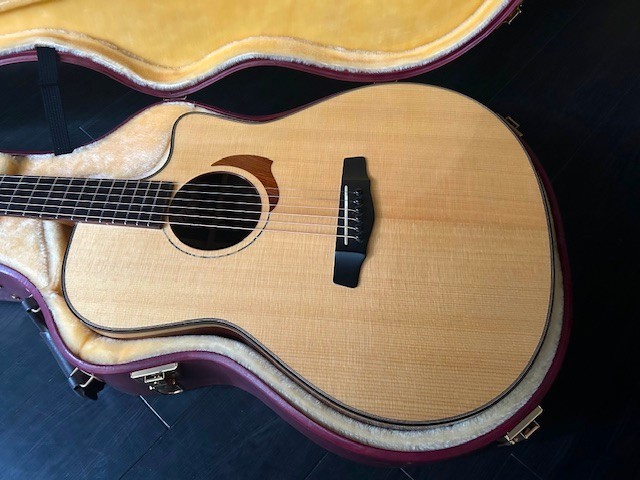 Yokoyama Guitars AR-WC 専用ハードケース付き 新春セール期間限定価格