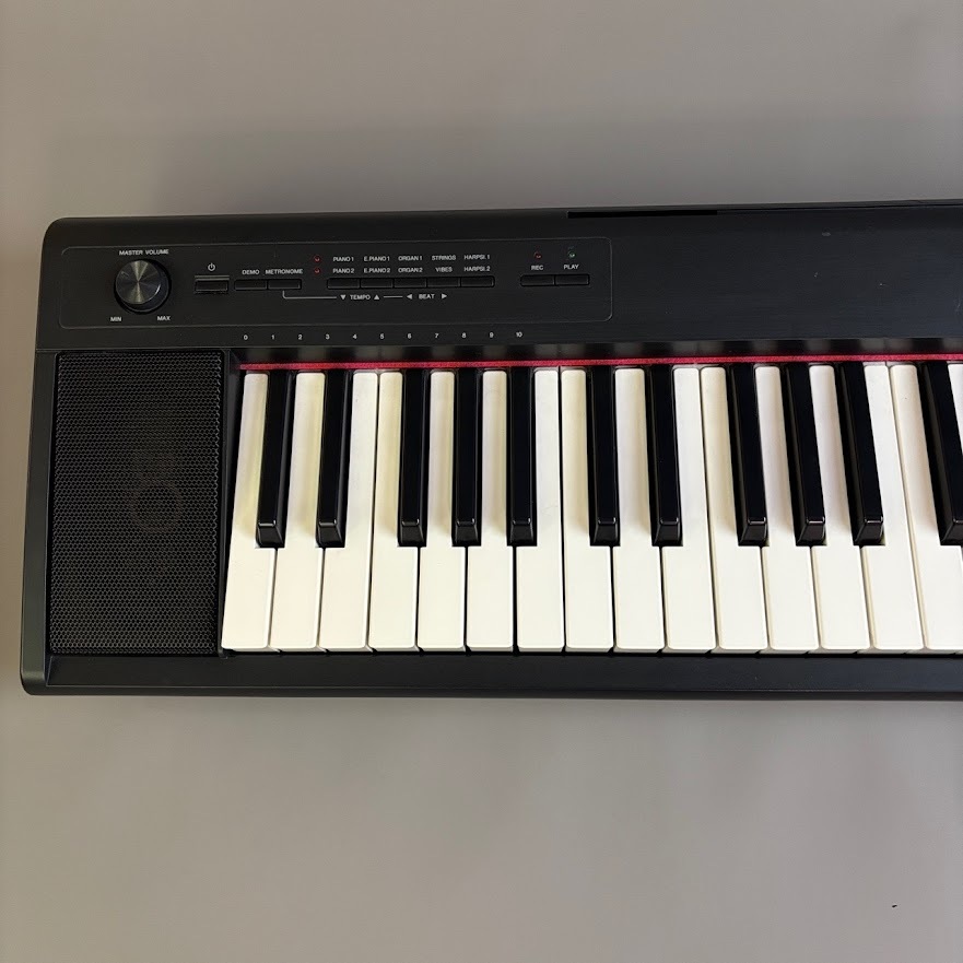 YAMAHA　ヤマハ　デジタルキーボード　NP-12B　21年製　L454 YAMAHA ヤマハ デジタルキーボード NP-12B 21年製 L454 ヤマハ