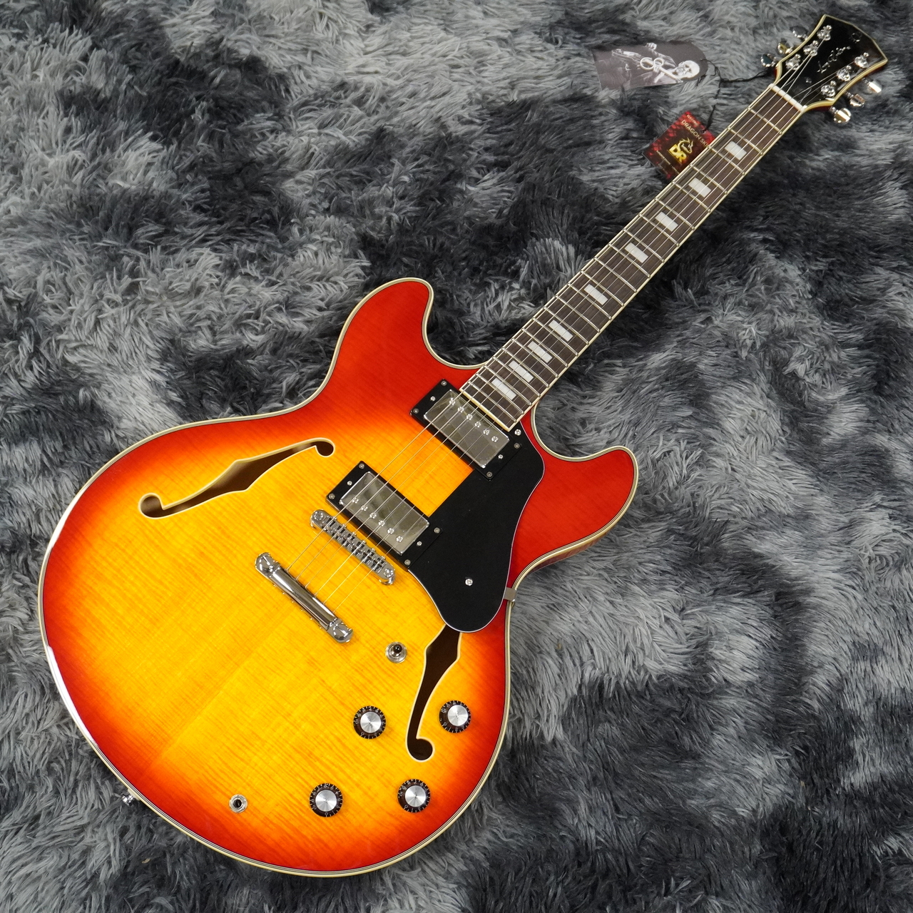 Sire Larry Carlton H7 CS (Cherry Sunburst)【2025年製
