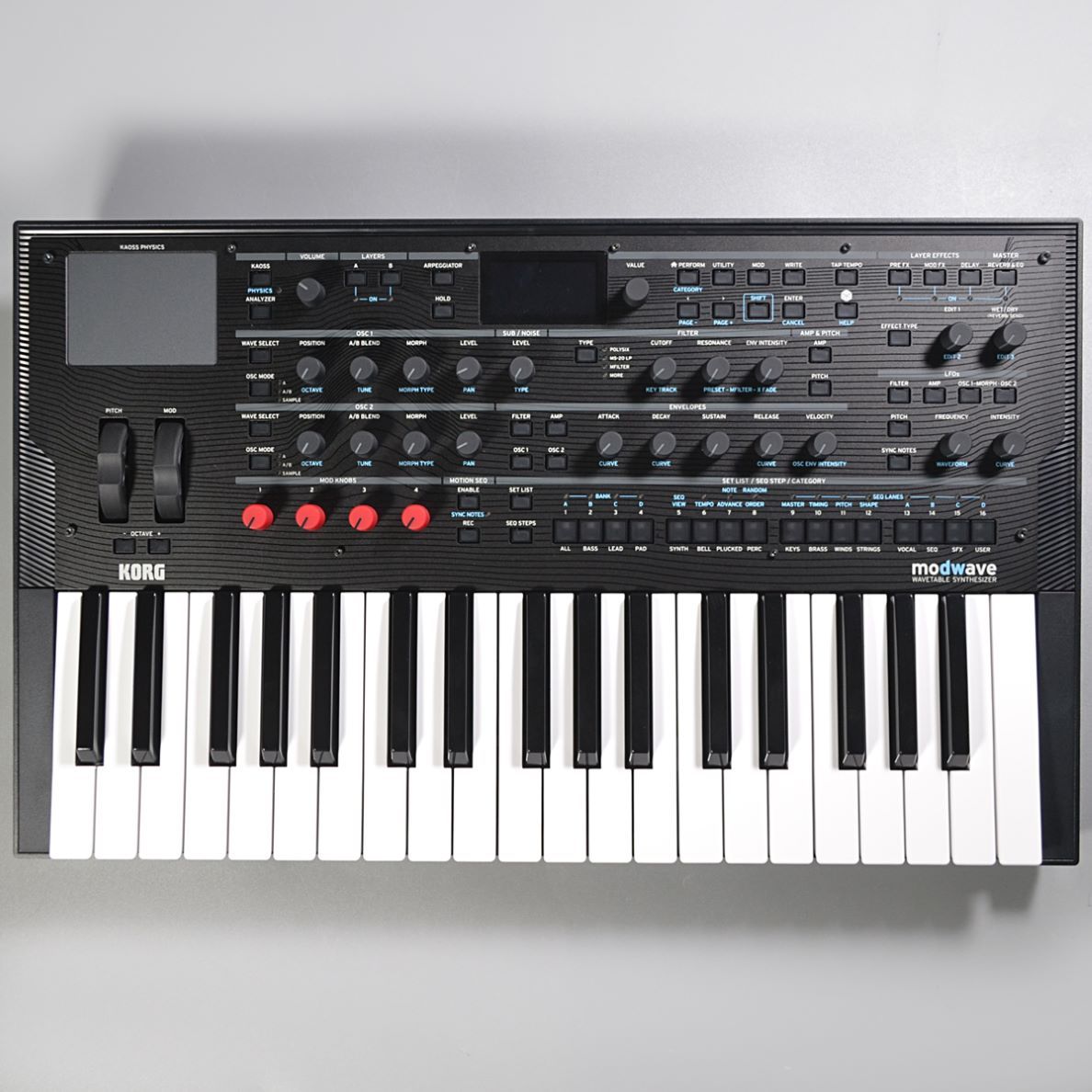 KORG MODWAVE 37鍵盤 ウェーブルテーブル シンセサイザー（B級
